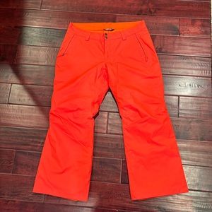NWOT - The North Face Sally Insulated Pants - Women’s XL - Fire Brick Red